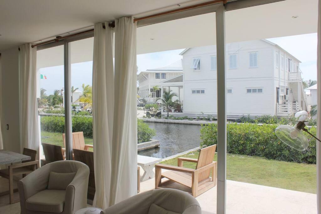 Casa Moderna Fresca And The Poolclub At Mahogany Bay! Villa San Pedro  Exterior photo