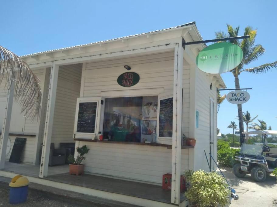 Casa Moderna Fresca And The Poolclub At Mahogany Bay! Villa San Pedro  Exterior photo